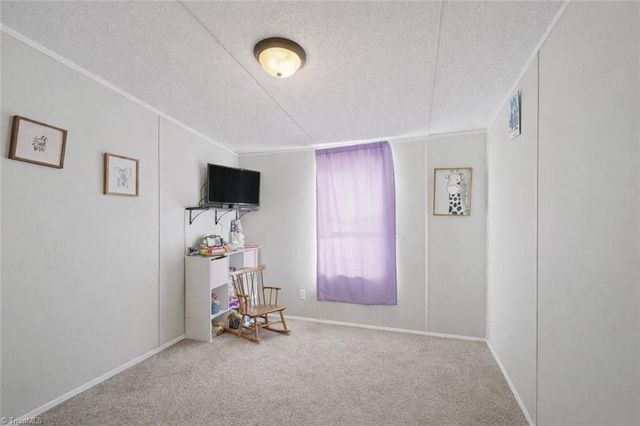 1160 Sandy Cross Road, Reidsville, NC 27320