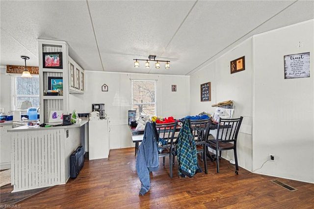 1160 Sandy Cross Road, Reidsville, NC 27320