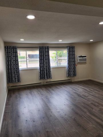 128 Loudon Rd Apt 2F, Concord, NH 03301