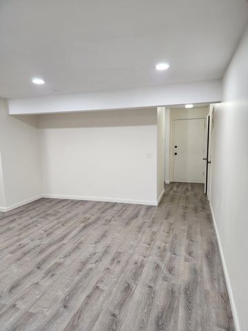 128 Loudon Rd Apt 2F, Concord, NH 03301