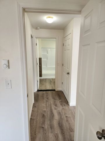128 Loudon Rd Apt 2F, Concord, NH 03301