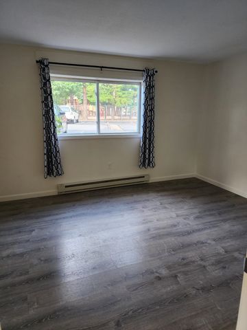 128 Loudon Rd Apt 2F, Concord, NH 03301