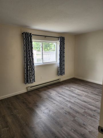 128 Loudon Rd Apt 2F, Concord, NH 03301