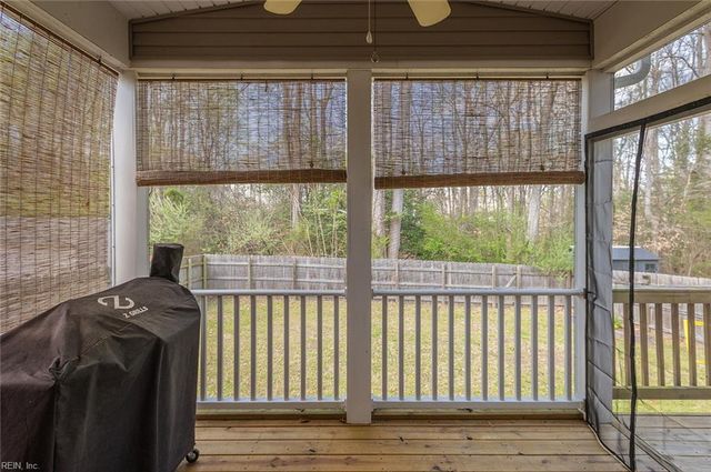 3655 Lavender LN, Toano, VA 23168