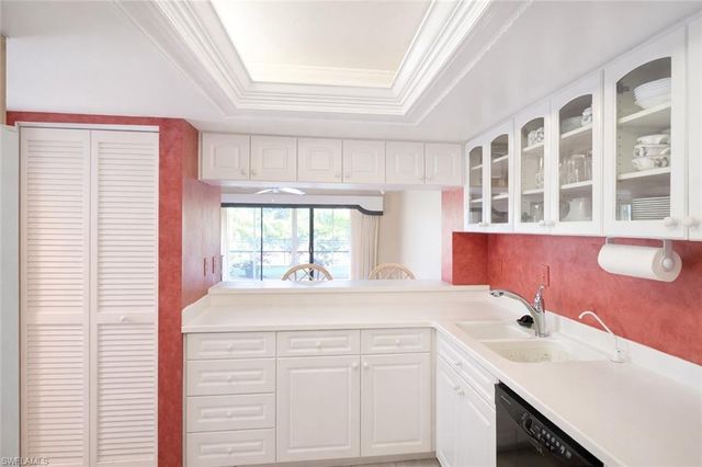 6979 Winkler RD 111, Fort Myers, FL 33919