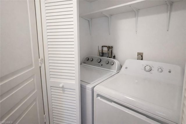 6979 Winkler RD 111, Fort Myers, FL 33919