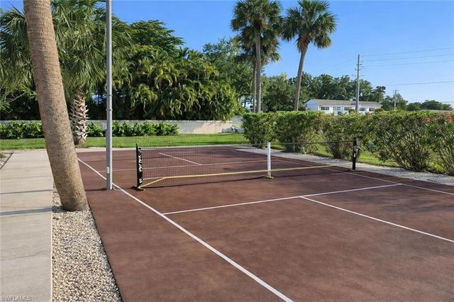 6979 Winkler RD 111, Fort Myers, FL 33919