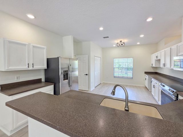 89 RADCLIFFE DRIVE, Palm Coast, FL 32164