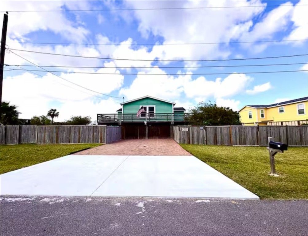 226 Clearview Dr, Corpus Christi, TX 78418