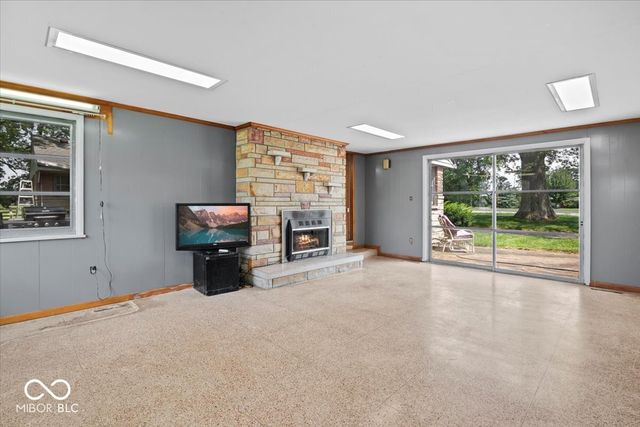 3696 N State Road 9, Greenfield, IN 46140