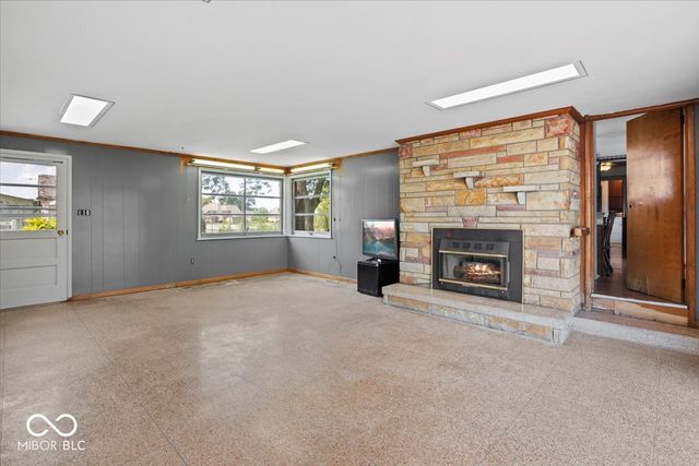 3696 N State Road 9, Greenfield, IN 46140