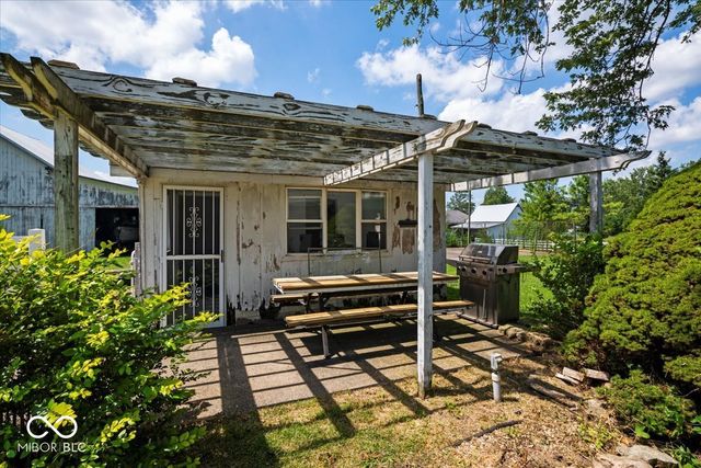 3696 N State Road 9, Greenfield, IN 46140