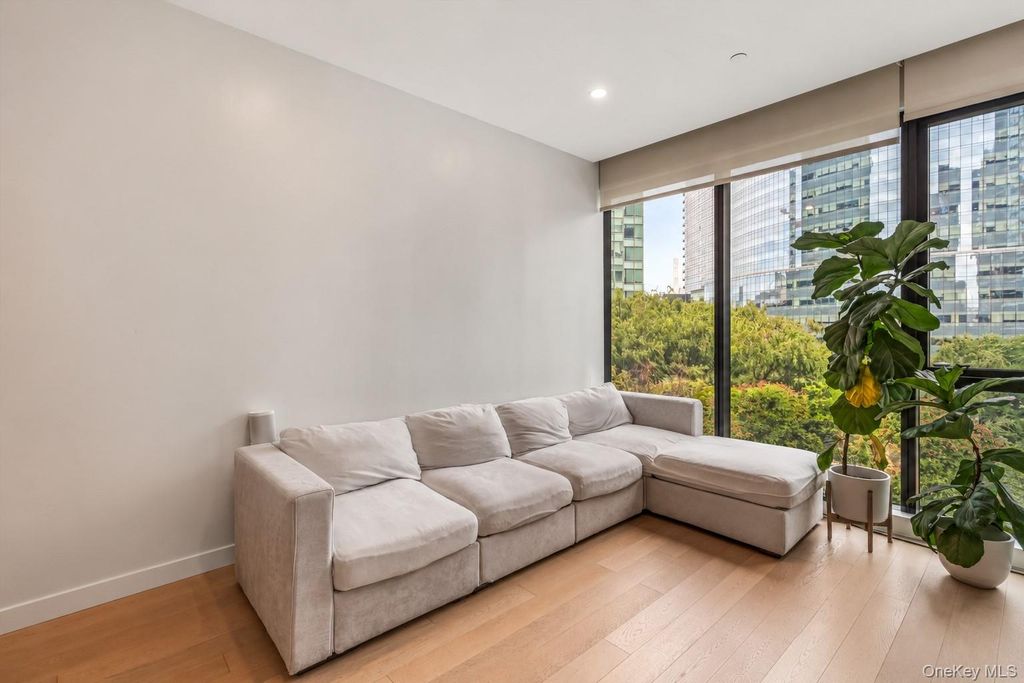 4507 Court Square 4B, Long Island City, NY 11101 — photo 4