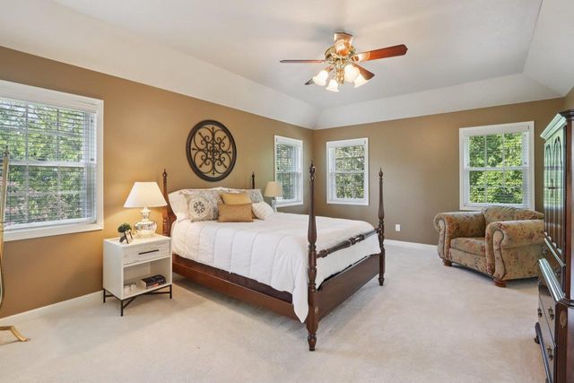 602 Woodhaven Court, Cambridge, WI 53523