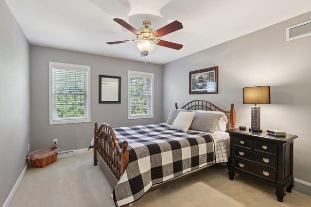 602 Woodhaven Court, Cambridge, WI 53523