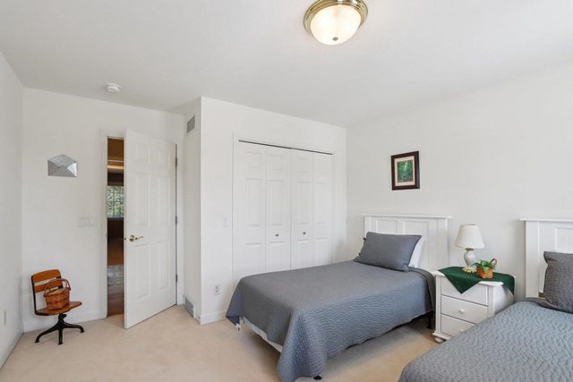 602 Woodhaven Court, Cambridge, WI 53523