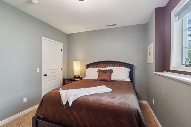 602 Woodhaven Court, Cambridge, WI 53523