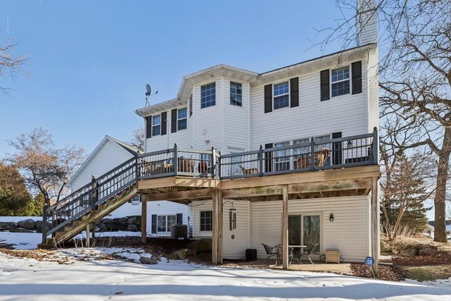 602 Woodhaven Court, Cambridge, WI 53523