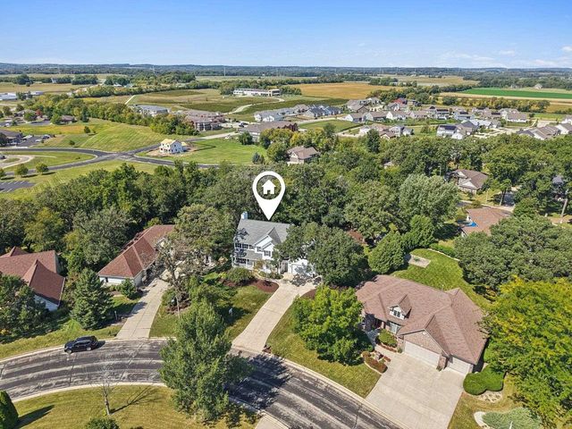 602 Woodhaven Court, Cambridge, WI 53523