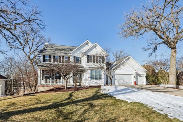 602 Woodhaven Court, Cambridge, WI 53523