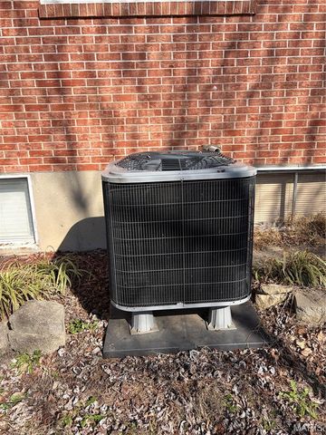 773 Crawford Circle, Sullivan, MO 63080