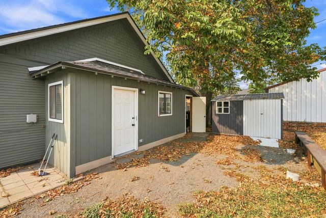 427 E Povidence Ave, Spokane, WA 99207