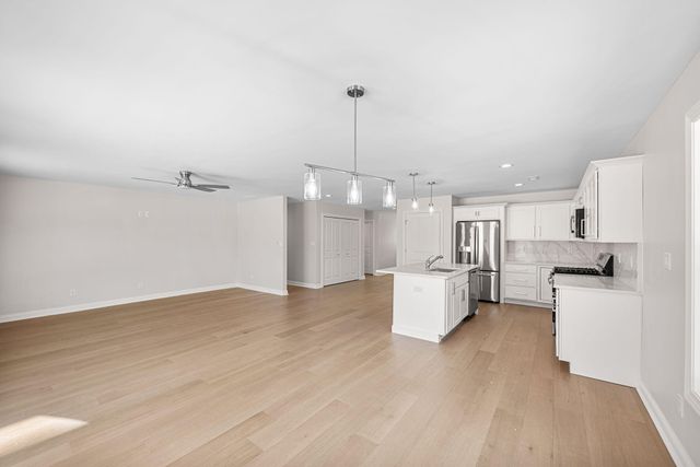 4742 Kennedy Avenue, East Chicago, IN 46312