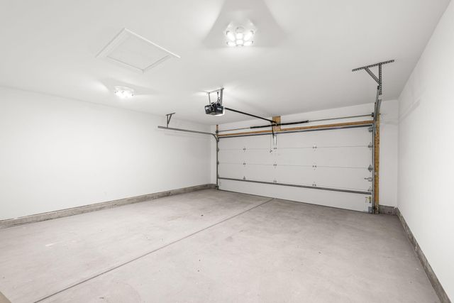 4742 Kennedy Avenue, East Chicago, IN 46312