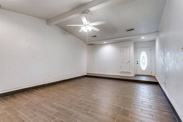 3910 Kelsey Court, Grapevine, TX 76051