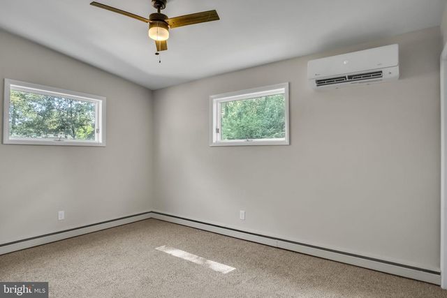 1378 SHEEP HILL RD, Pottstown, PA 19465