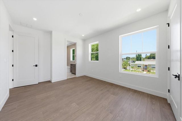 5130 DARTMOUTH AVENUE N, St Petersburg, FL 33710