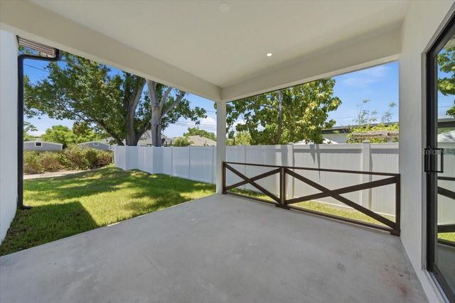 5130 DARTMOUTH AVENUE N, St Petersburg, FL 33710