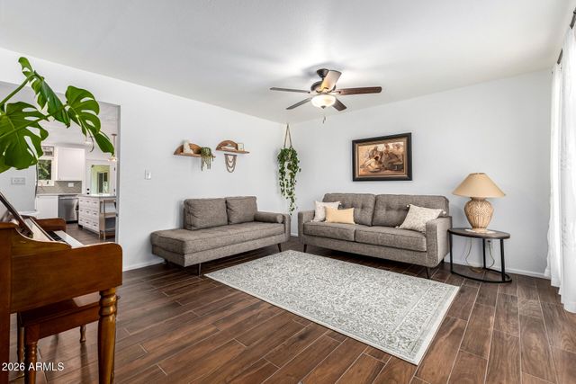 21 S NEELY Street, Gilbert, AZ 85233