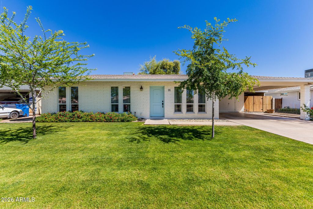 21 S NEELY Street, Gilbert, AZ 85233