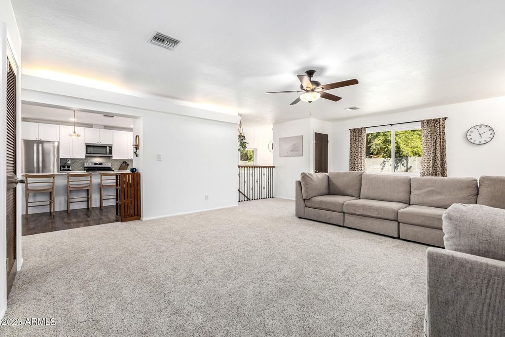 Image 12 of property listing at 21 S NEELY Street, Gilbert, AZ 85233