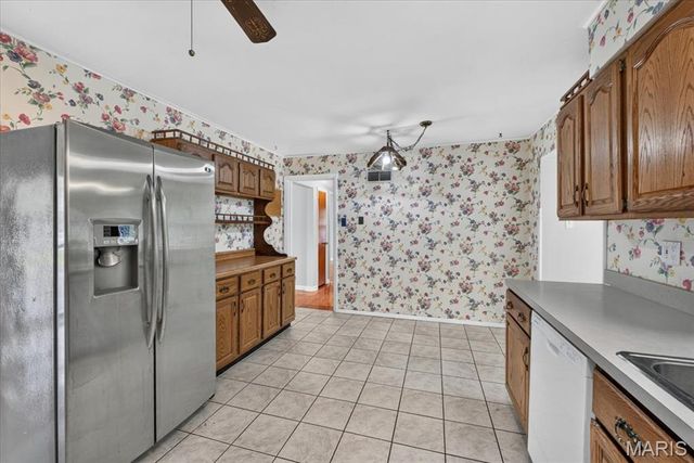 814 Arminda Avenue, Kirkwood, MO 63122