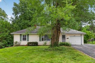 814 Arminda Avenue, Kirkwood, MO 63122