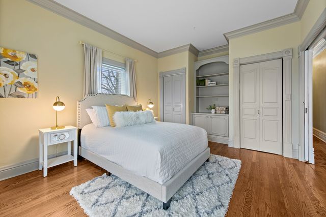 135 W Lake Street, Barrington, IL 60010