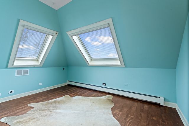 135 W Lake Street, Barrington, IL 60010