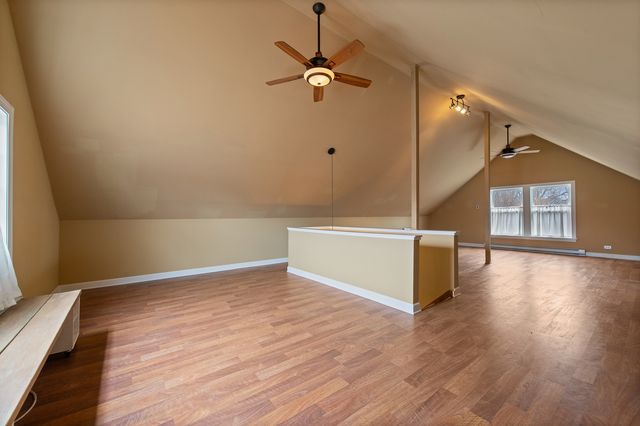 135 W Lake Street, Barrington, IL 60010