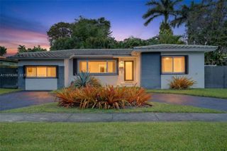 425 NE 114th St 0, Miami, FL 33161