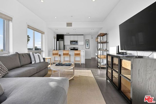 7857 W Manchester Avenue PH9, Playa Del Rey, CA 90293
