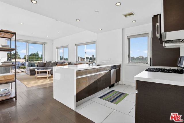 7857 W Manchester Avenue PH9, Playa Del Rey, CA 90293