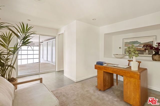 1730 La Loma Road, Pasadena, CA 91105