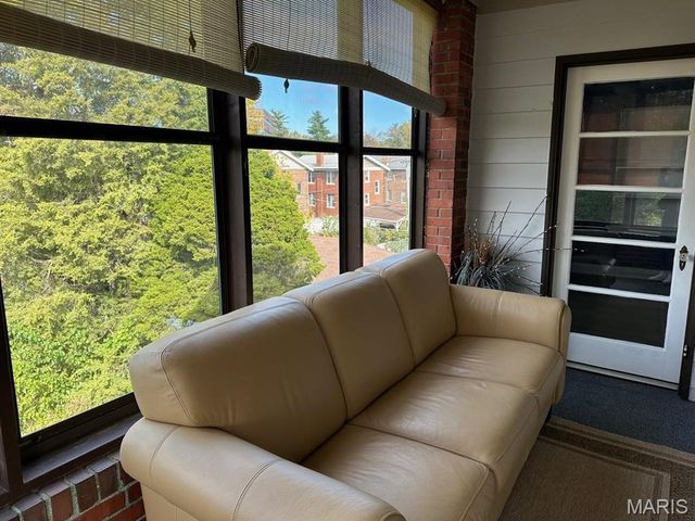 1087 Terrace Drive 2F, Richmond Heights, MO 63117