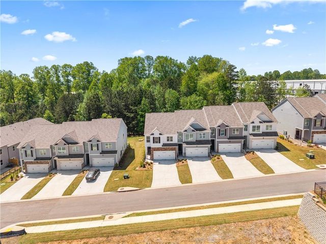 6710 Corryton Street, Flowery Branch, GA 30542