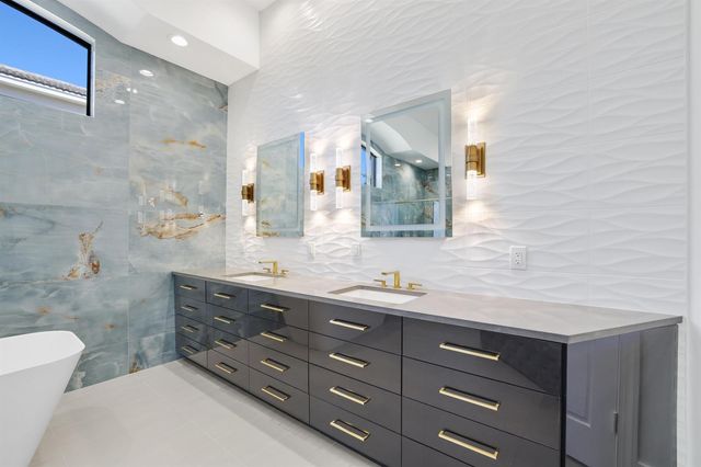 15934 Laurel Creek Drive, Delray Beach, FL 33446