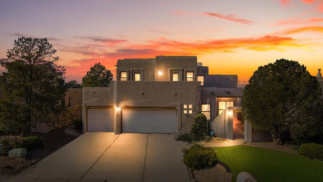 1605 Camino De La Sierra NE, Albuquerque, NM 87112