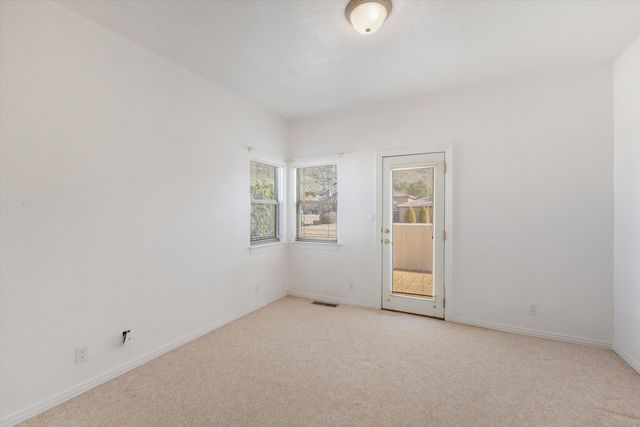 1605 Camino De La Sierra NE, Albuquerque, NM 87112