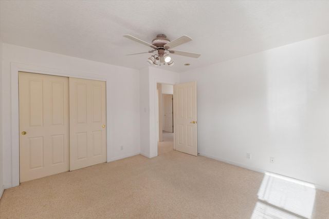 1605 Camino De La Sierra NE, Albuquerque, NM 87112